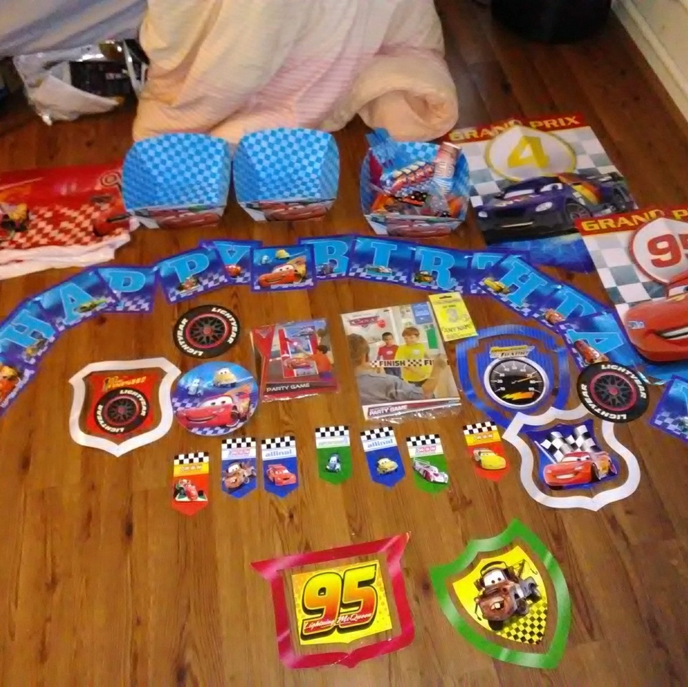 Cars Lightning McQueen Party Decorations